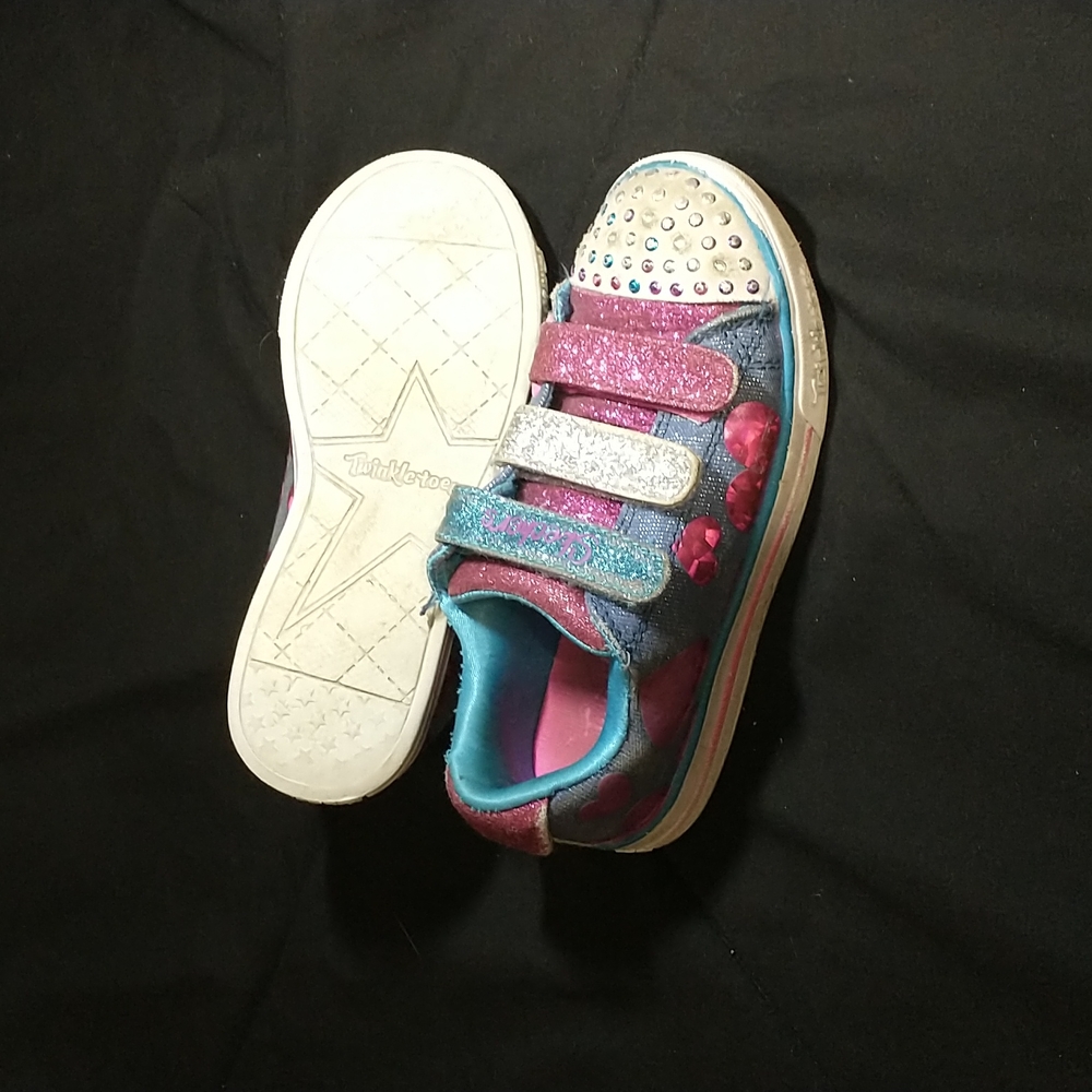 Girls shoes